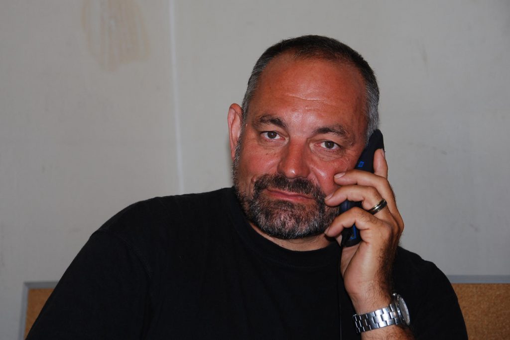 Firmeninhaber Arno Darnhofer beantwortet ihre Fragen